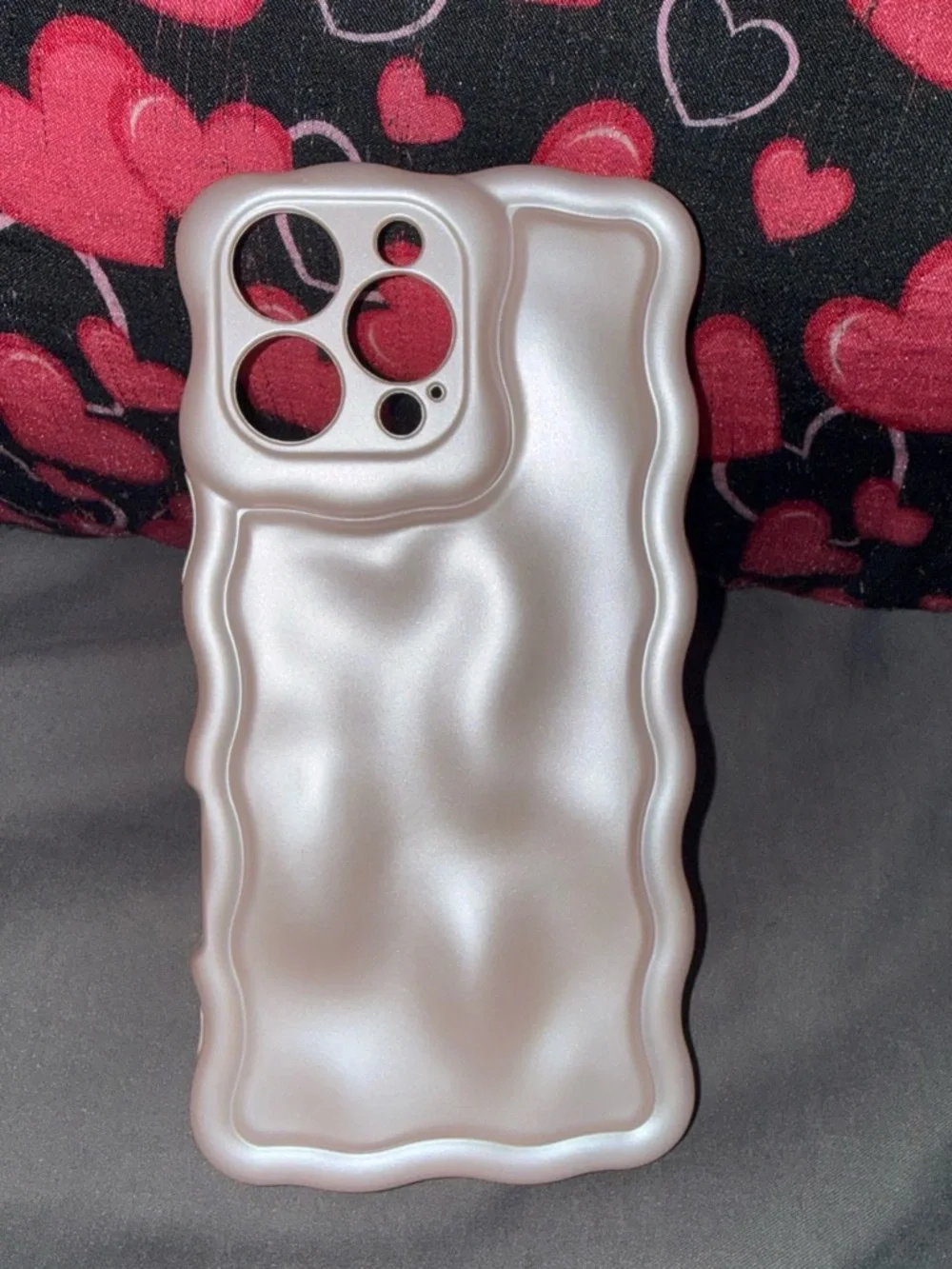 Silver Pearl Wavy iPhone 16 Pro Max Phone Case - Brand Unbranded
